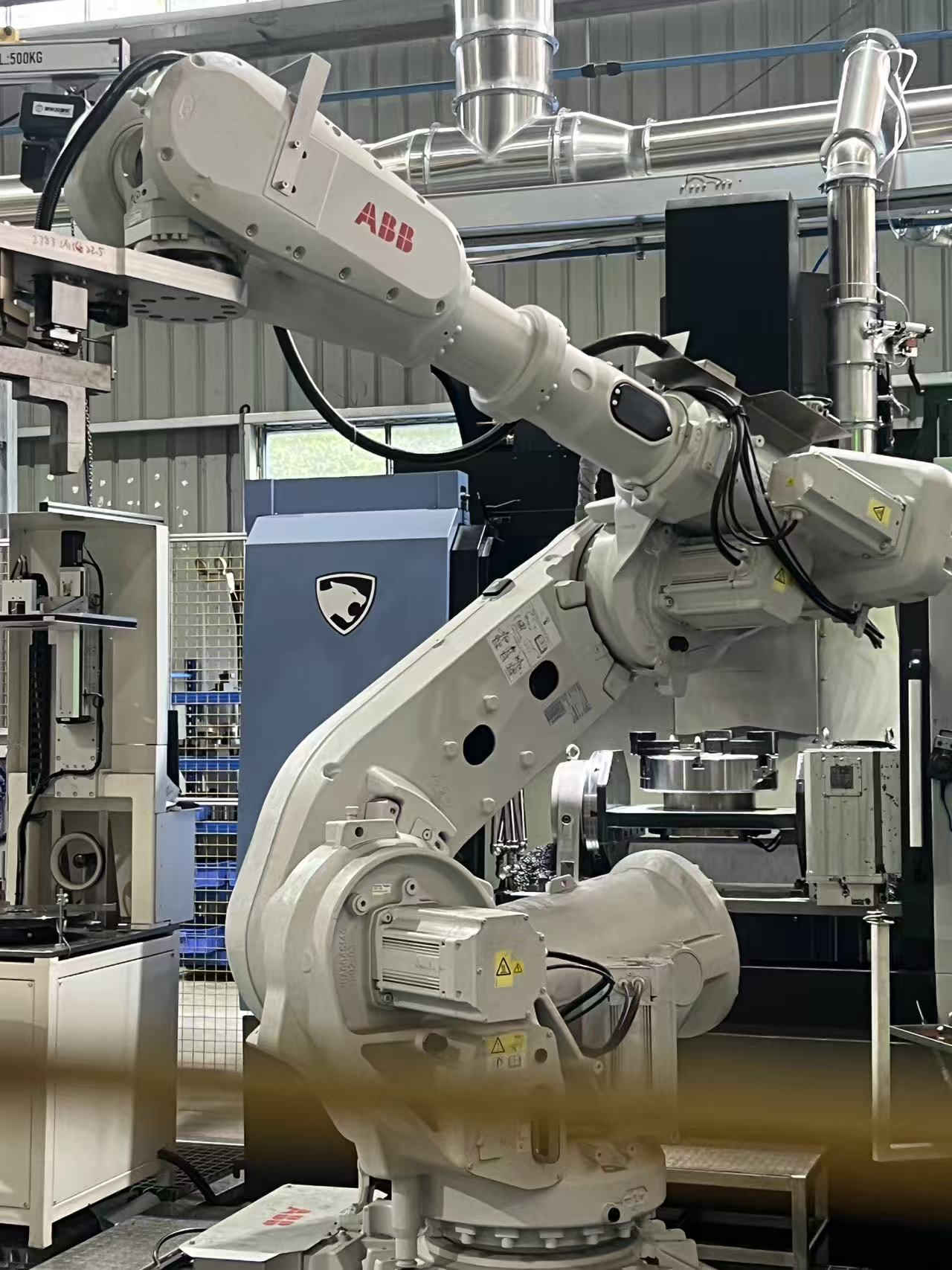 PHOTO: CNC machining bay